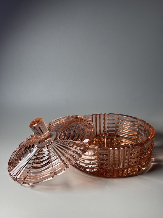 Image 1 of Art Deco Rosaline Bonbonniere / Sieradendoos met deksel - Boheems glas - jaren 30