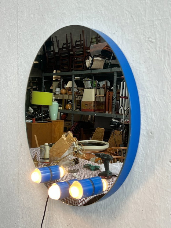 Image 1 of Specchio vintage, metallo blu, con illuminazione. Italia anni '90