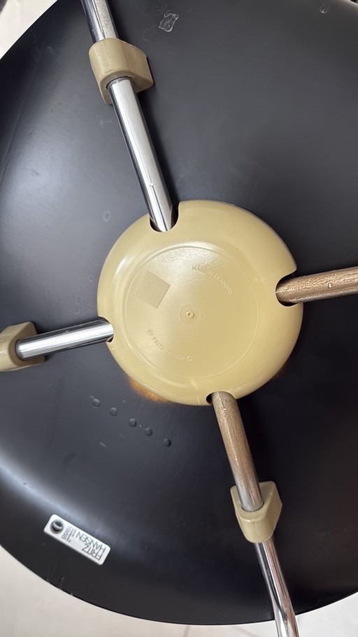 Iconic Fritz Hansen Butterfly Chairs – Design Classics (Set of 6)