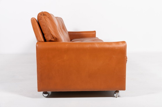 Image 1 of 1960's Vintage Danish Modern Canapé en cuir cognac