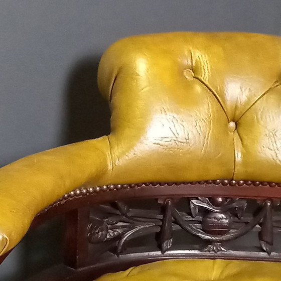 Image 1 of Sofá Chesterfield de dos plazas - Victoriano 1890-1910