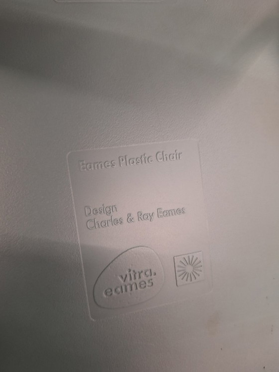 Image 1 of Set of 4 authentic Vitra Eames DSW dining chairs (2012)