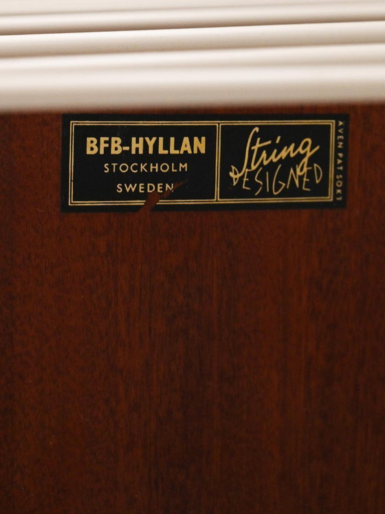 Image 1 of Scaffale a muro scandinavo Hylla del 1960 in mogano