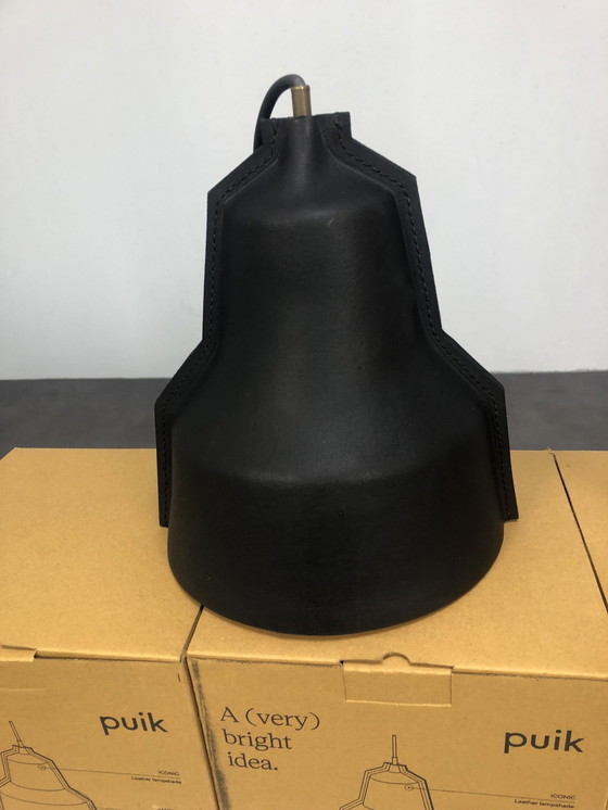 Image 1 of Lampada a sospensione Lloyd in pelle nera di Nieuwe Heren 200,-