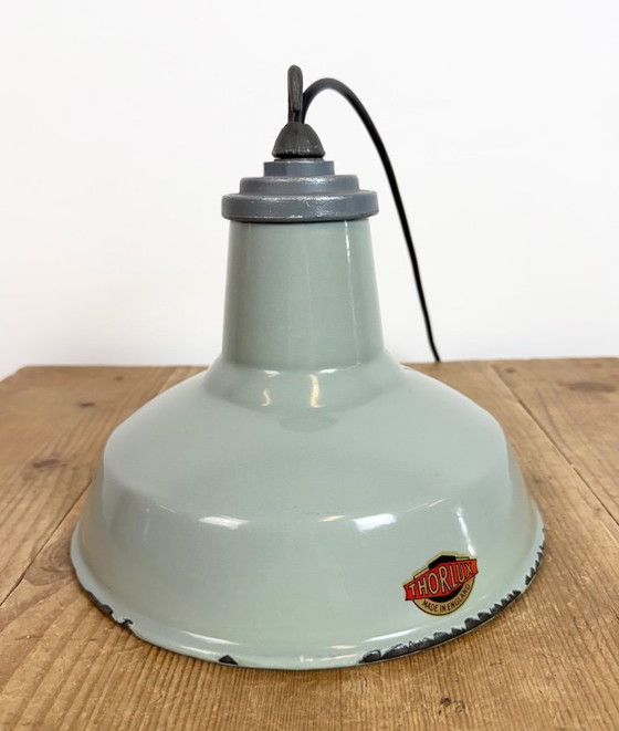 Image 1 of Industriële grijze geëmailleerde hanglamp van Thorlux uit de jaren 60.