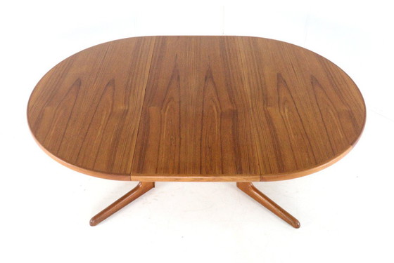 Image 1 of Dyrlund Danish design round 2x extendable dining table vintage