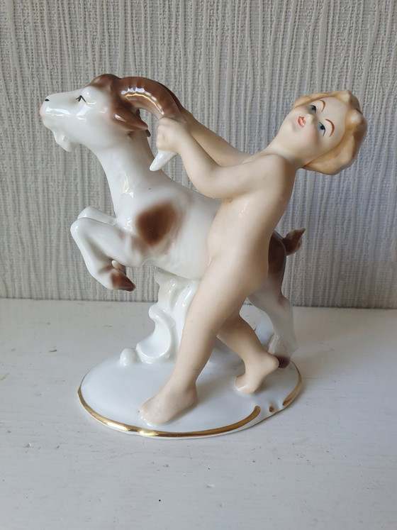 Image 1 of Gerold Porzellan Bavaria – ragazzo con ariete - 1937-1949 - condizioni perfette