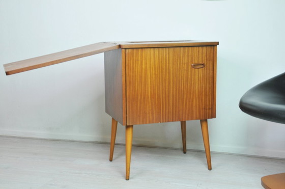 Image 1 of Vintage mid century naai kastje Deens look opbergkast