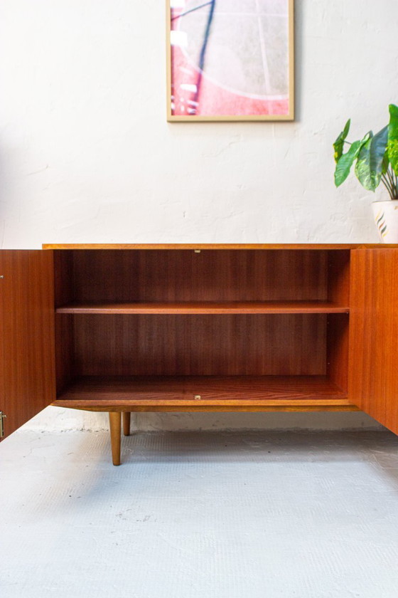 Image 1 of Credenza/cassettiera vintage in teak, stile danese di metà secolo, anni '60.