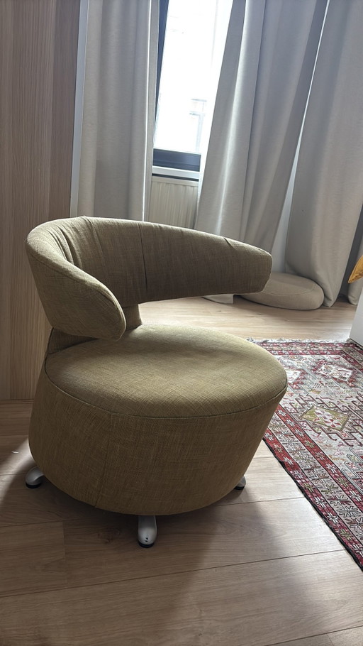 Design Fauteuil – Cassina, Metal, Textile (photo 2 of 6)