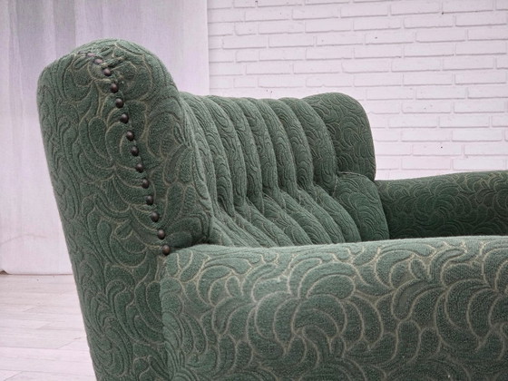 Image 1 of Divano danese a 3 posti, anni '60, lana verde, legno di quercia.