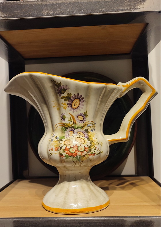 Image 1 of Vintage porcelain from the Royal Manufactory LCS R. Capodimonte