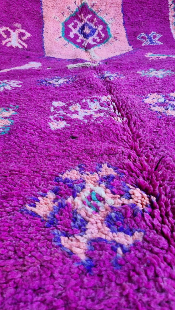 Image 1 of Vintage berber vloerkleed, marokaans tapijt paarse