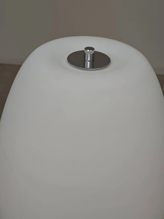 Lampadaire en métal chromé opaline triplex Lidokov ex Tchécoslovaquie – Cast Iron, Mid Century Modern (photo 3 of 21)