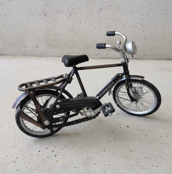Image 1 of Decorazione in miniatura a forma di bicicletta in stile vintage – 25x17 cm