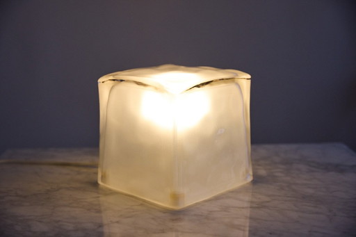 Icecube lamp Ikea