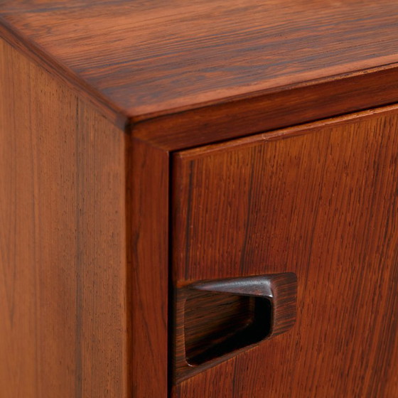Image 1 of MK10673 Restored rosewood sideboard by Henry Rosengren Hansen for Brande Møbelindustri