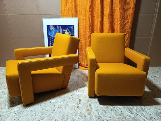 Image 1 of CASSINA Paire de fauteuils Utrecht 637 NEUF 2026 en laine KVARD Moutarde par Gerrit Rietveld