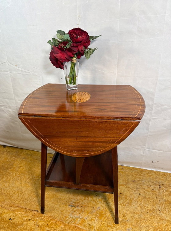 Image 1 of Antique Edwardian Mahogany Oval Drop Leaf Side Table (Circa 1900–1930)  A beautiful antique Edwardian oval drop leaf side table 