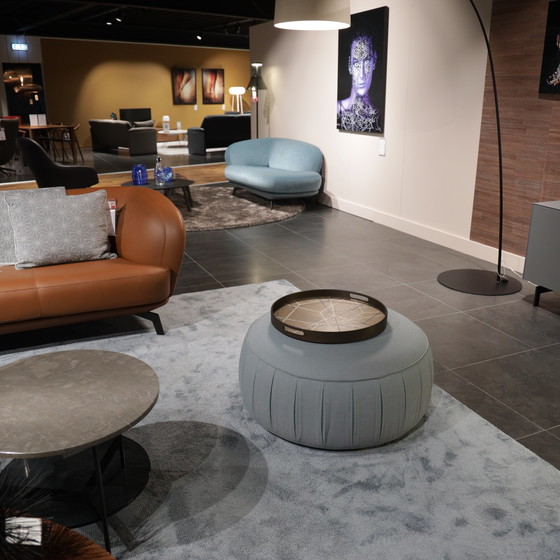 Image 1 of Leolux Capri poef