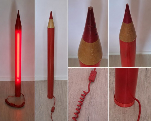 Rare 1970s Pop Art Giant Pencil Floor Lamp – Red 100 cm – vloerlampen, Plastic, Wood (photo 2 of 8)