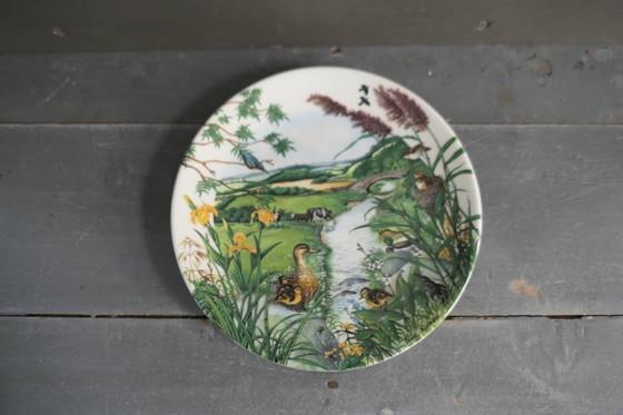 Image 1 of Assiettes décoratives Wedgwood 3 x par Colin Newman 1987