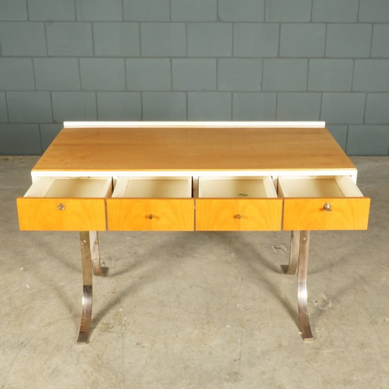 Bureau design vintage avec pieds traîneaux chromés – années 1970 – Bureaux, Metal, Wood (photo 4 of 24)