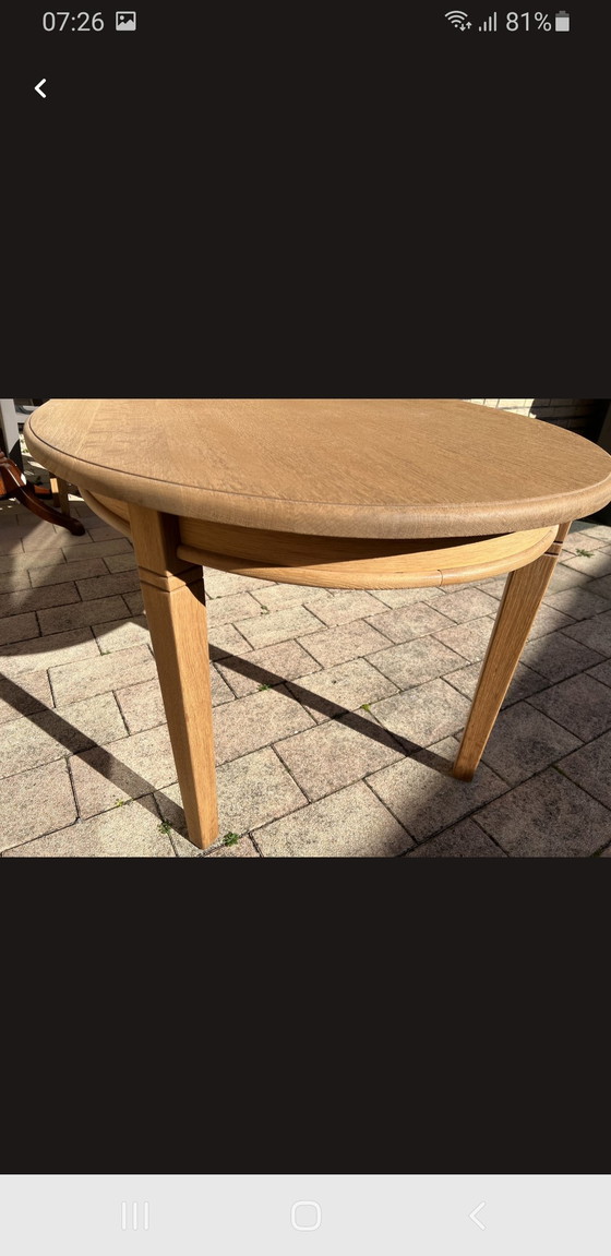 Image 1 of Table en chêne blanchi