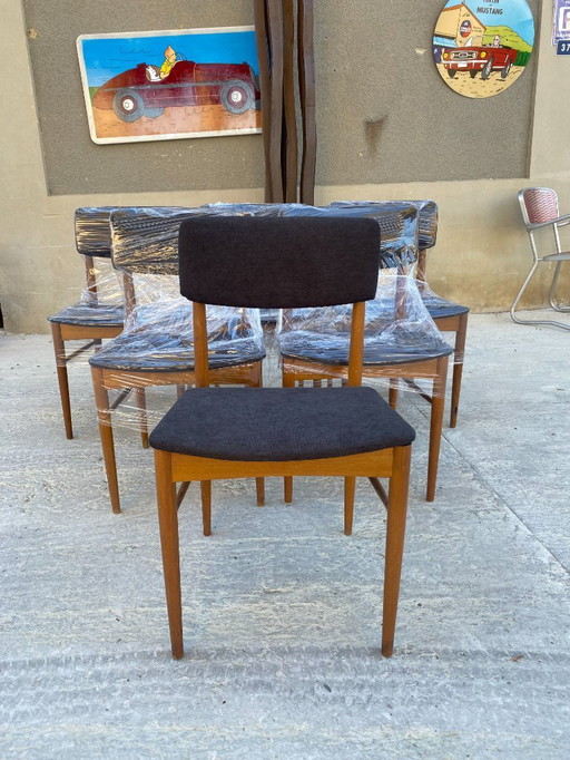 Finn juhl ( attribué à) Design danois  6 chaises en Acajou 