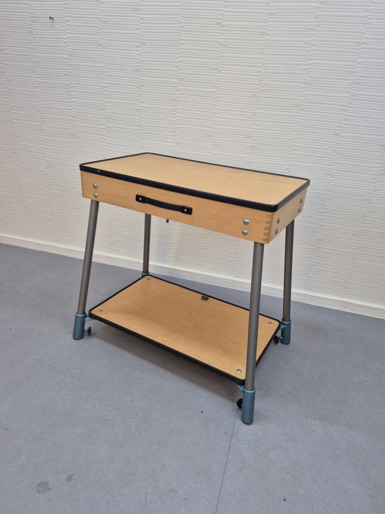 Image 1 of Plantentafel (Karba filmprojector tafel) Vintage bijzettafel