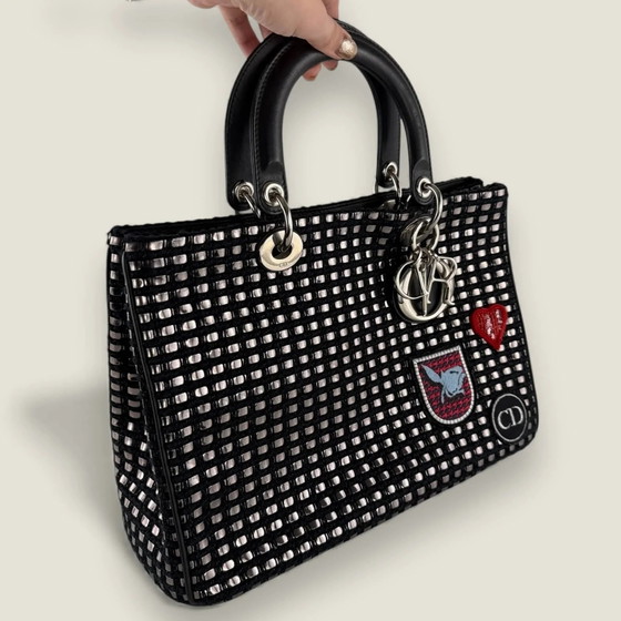 Dior borsa satchel Diorissimo media in tweed metallico con patch – Borse a spalla, Pelle (photo 10 of 32)