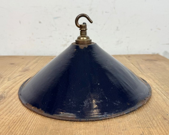 Image 1 of Lampada a sospensione industriale in smalto blu scuro, stile britannico, anni '50