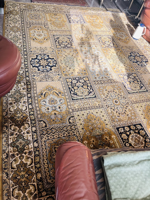 Tapis persan 100% laine vierge 250x365