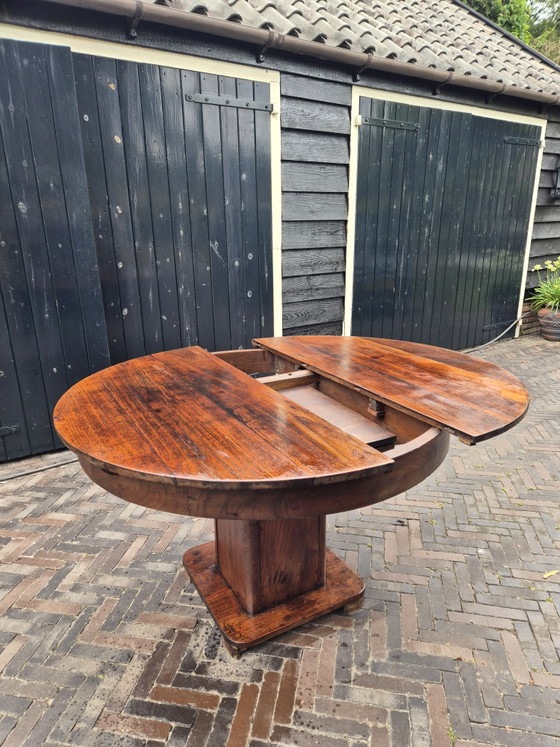Image 1 of Art Deco extendable dining table