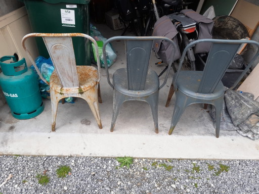 3 metal garden chairs