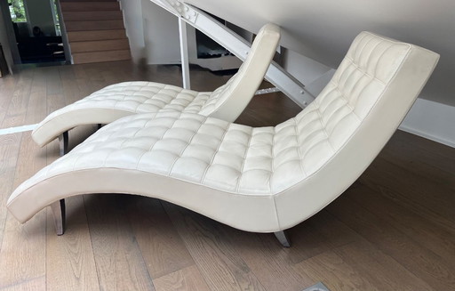 2 chaise longue in pelle bianca