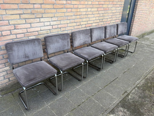 6 sillas Zuiver Ridge Rib con estructura tubular