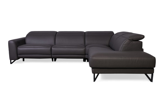 Image 1 of Olta Lagon corner sofa with electric headrest