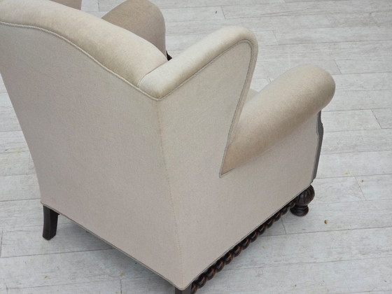 Image 1 of Fauteuil à oreilles danois des années 1960, revêtement en velours, bois de chêne sculpté.