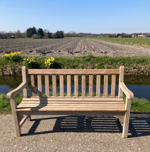 Teak-Gartenbank Van Gloster, 150 cm