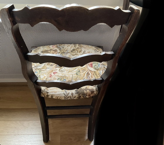 Image 1 of Vintage wooden chair