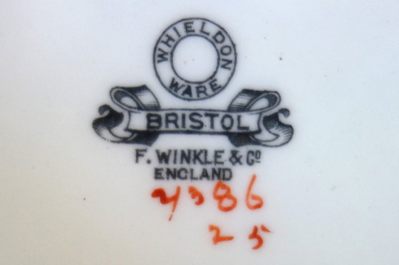 Image 1 of 6 große flache Teller Winkle & Co Whieldon Road um 1910
