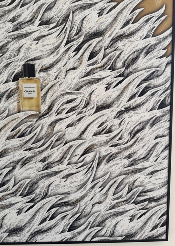 Image 1 of Chanel Table – Chanel Exklusivartikel