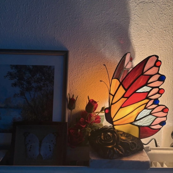 Image 1 of Tiffany Lamp - een zeldzaam model - vlinder - vlinder