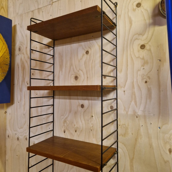 Image 1 of Nisse Stringing boekenrek String wandrek jaren 60  boekenrek