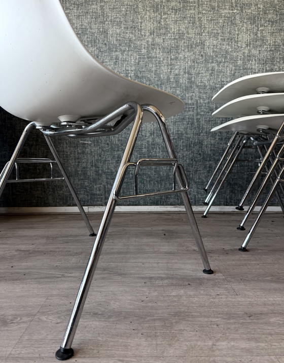 Image 1 of 8 sedie laterali in plastica Vitra Eames RE DSS – Charles & Ray Eames