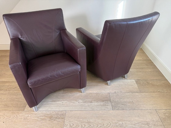 Image 1 of 2 fauteuils Leolux Dolcinea en cuir plumeux/violet