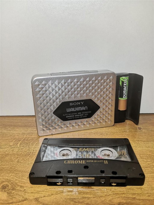 Vintage cassette player / Walkman Sony WM EX668 / Vintage decoration