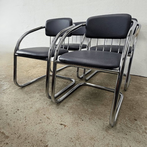 4 Vintage-Schlittenstühle mit Rohrrahmen – italienisches Design, Chrom