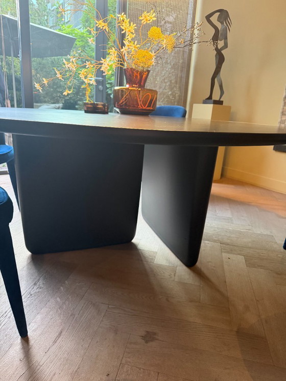 B&B Italia Tobi-Ishi Round Dining Table, color black, diameter 1.60m – Wood (photo 4 of 5)